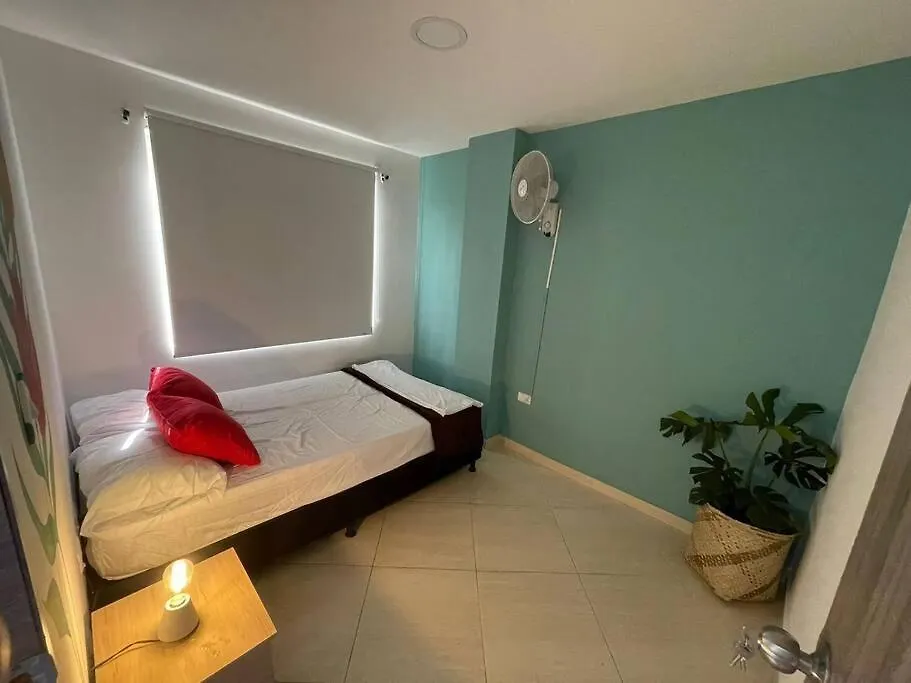 Apartamento Magico Y Colorido, Para Ti. Medellín 0*,  Colombia