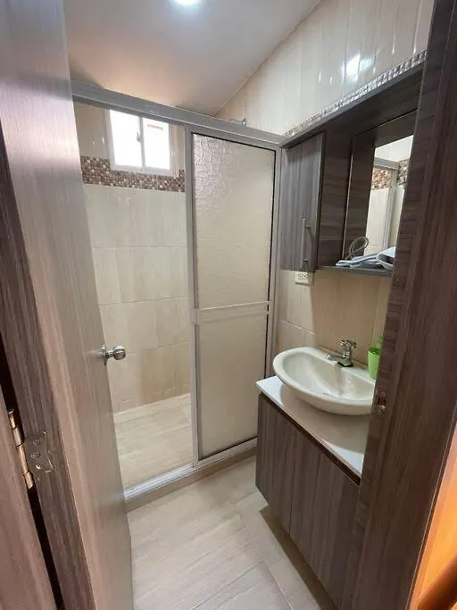 Apartamento Magico Y Colorido, Para Ti. Medellín Colombia